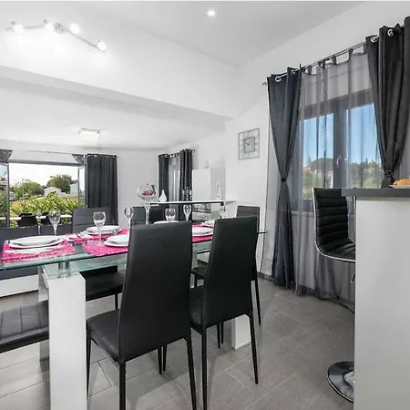 Lunasol Villa