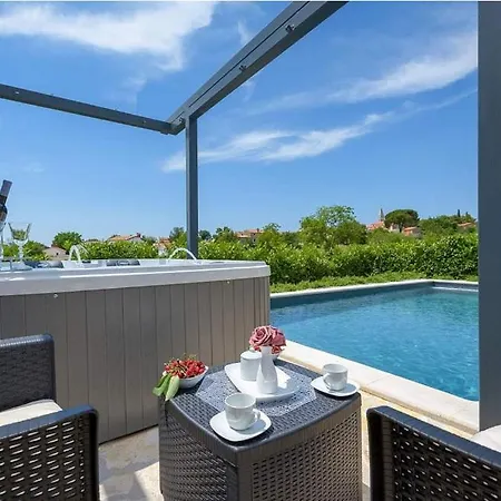 Villa Lunasol *