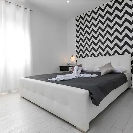 Lunasol Villa *