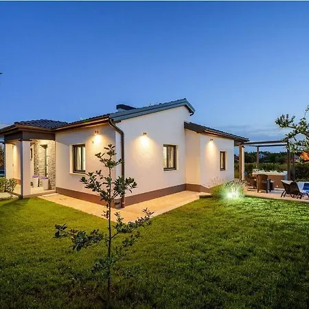 Villa Lunasol Kaštelir